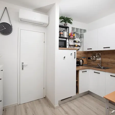 Arena Event Charming Pula