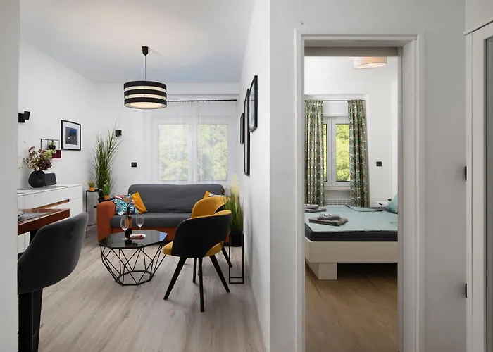 Arena Event Charming Pula